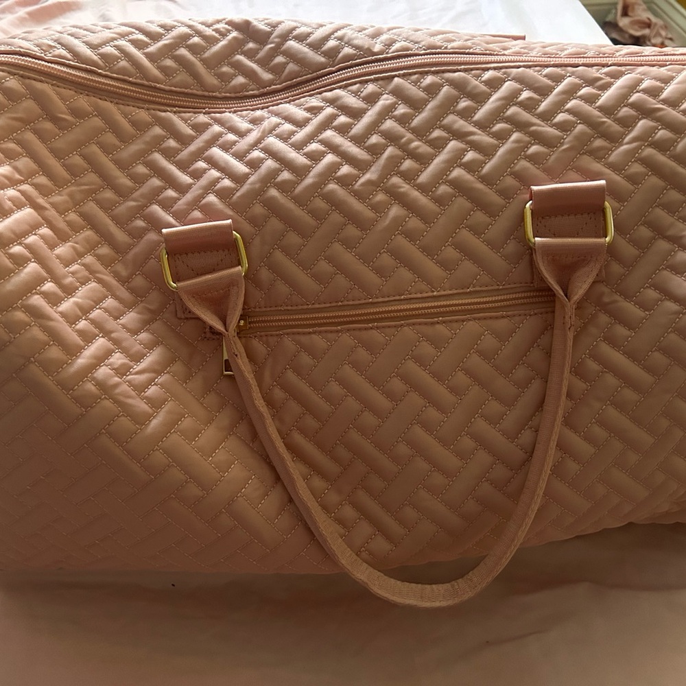 Elegant Pink Quilted Women's Bag